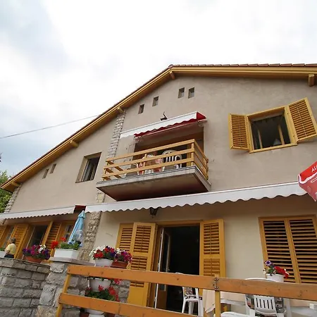 Soos Apartman Balatonfured Exterior photo